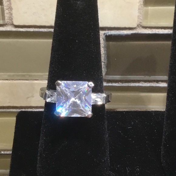 Jewelry - Stunning New Princess Cut  Ring Size 8